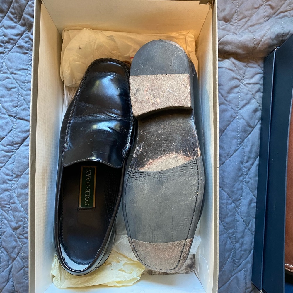 Size 9 Cole Haan Black slip on loafers